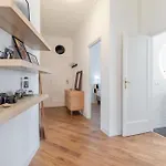 Aurealiving - Satrico Cozy Fast Wifi And Air Conditioning Daire *